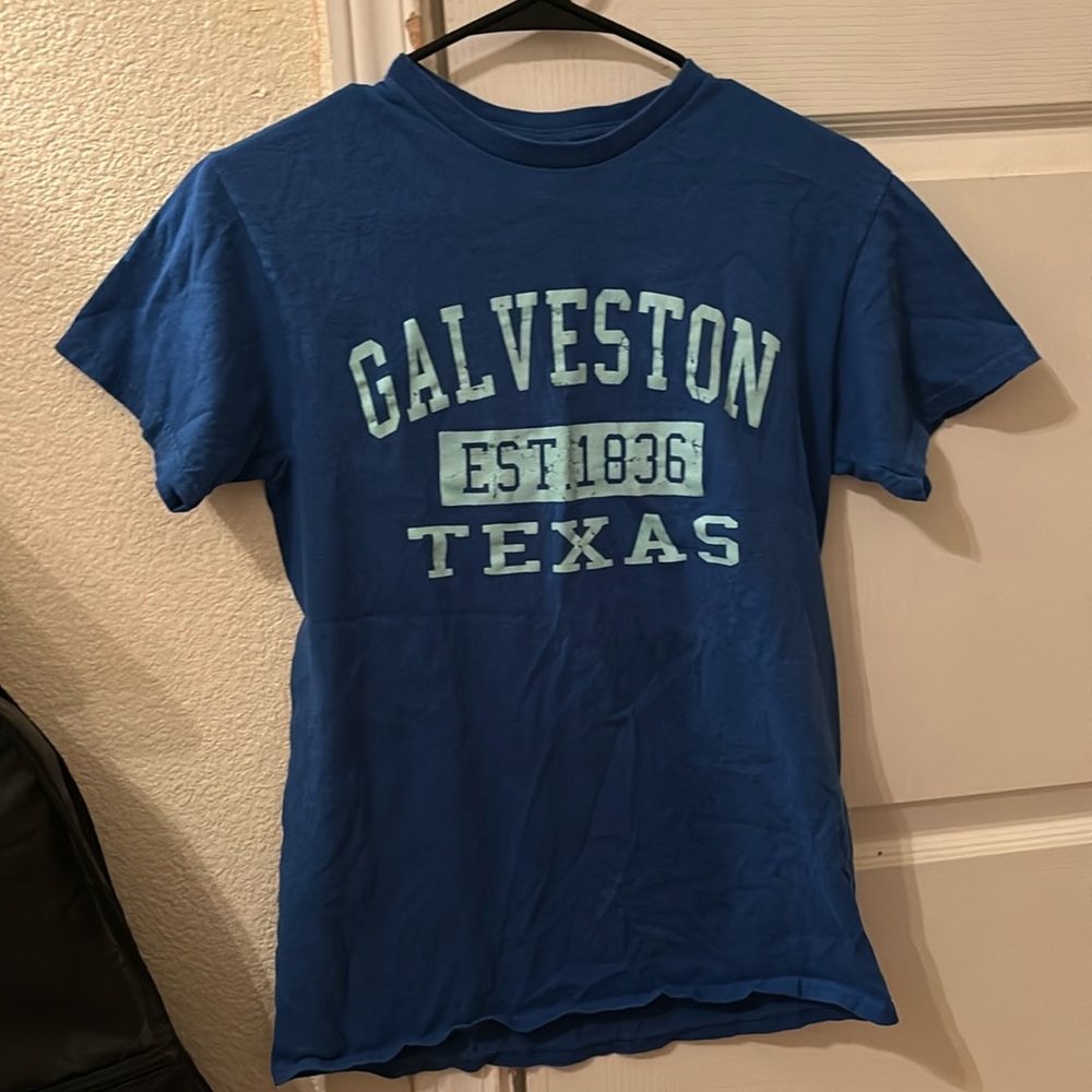 Size Small Dark Blue Galveston T-shirt with light blue print